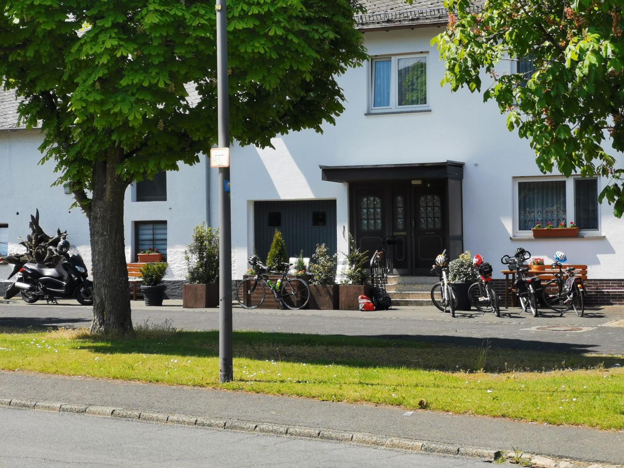 Haus Isabella Lutzerath Exterior foto